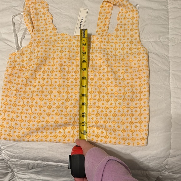 NWT- TOP AND SHORTS BUNDLE - Picture 13 of 15